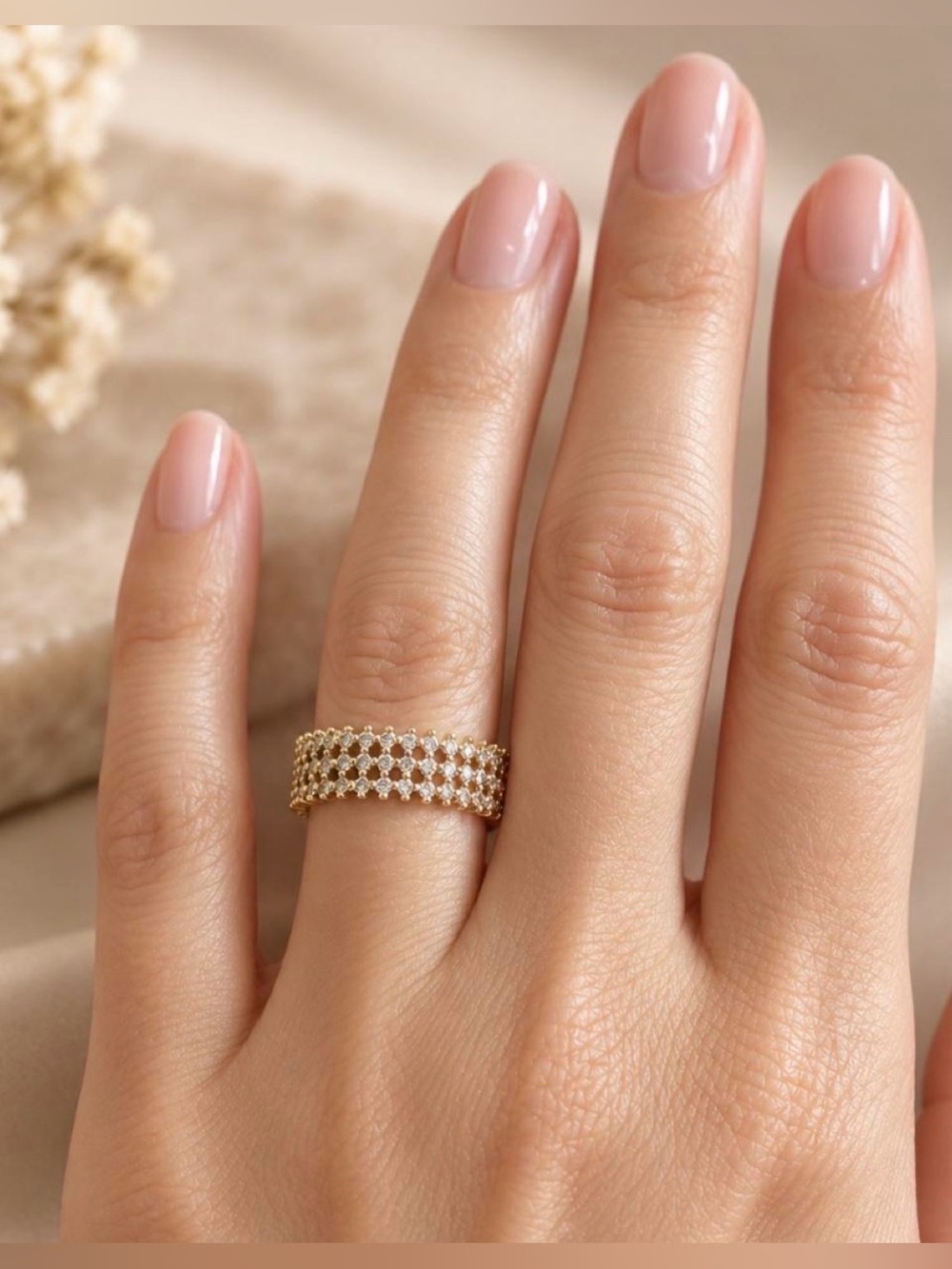 Gold-tone statement ring - Picture 2 of 3